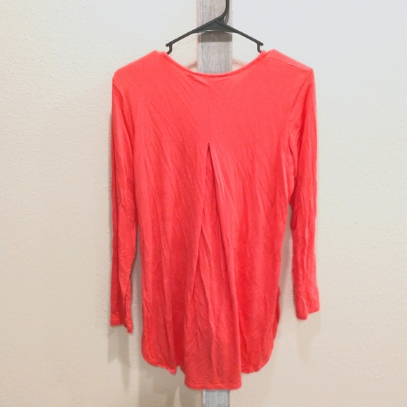 Antthony S red long sleeve - Picture 2 of 3